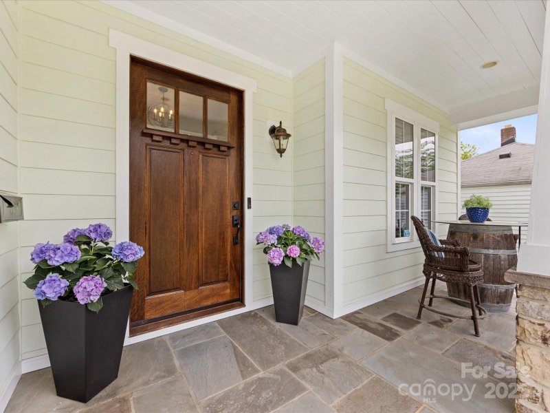 Property image 2 at 3101 Auburn Avenue, Charlotte, NC 28209