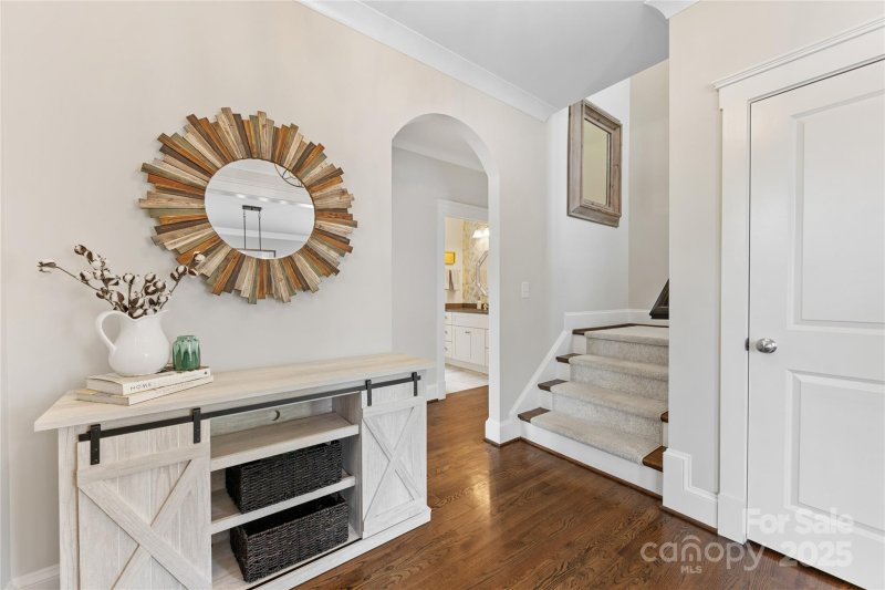 Property image 3 at 3101 Auburn Avenue, Charlotte, NC 28209