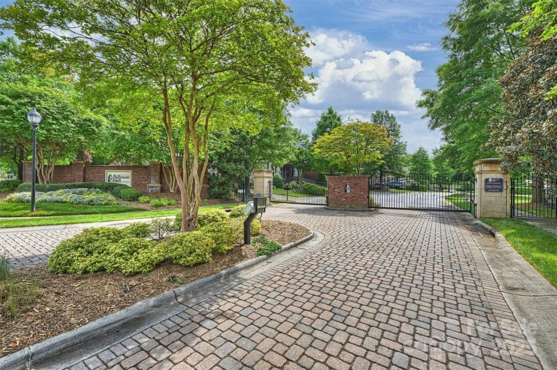 Property image 2 at 4122 Banfield Place, Charlotte, NC 28226