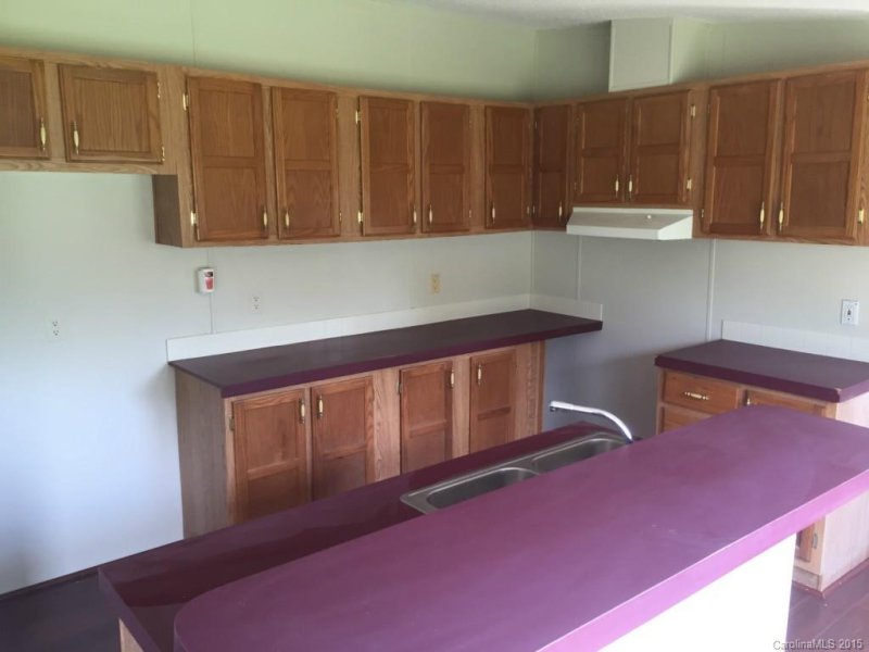 Property image 3 at 5027 Suncrest Farms Lane, Crouse, NC 28033