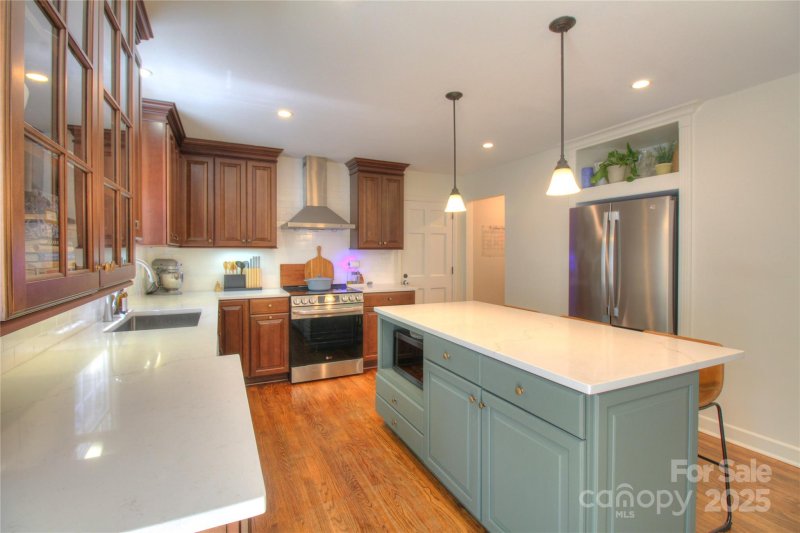 Property image 2 at 10501 Stonemede Lane, Matthews, NC 28105