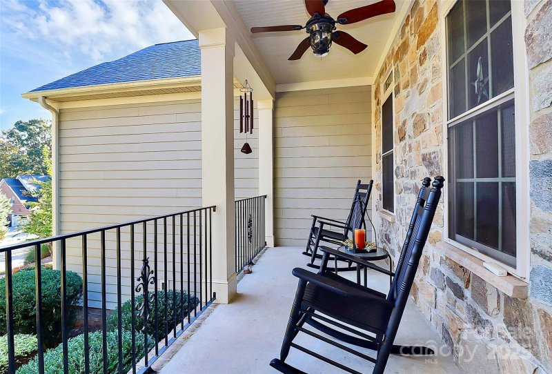 Property image 3 at 162 Kenway Loop, Mooresville, NC 28117