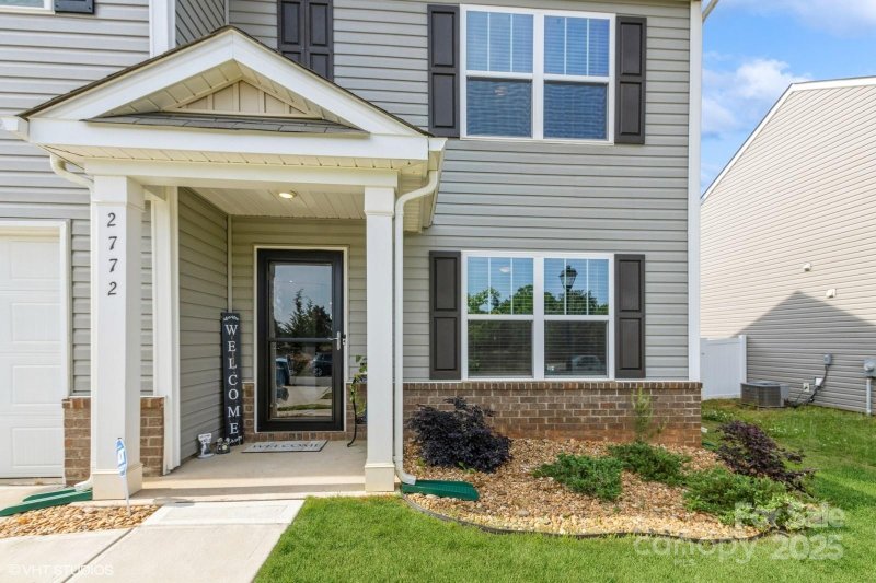 Sherrills Stream, Sherrills Ford Community