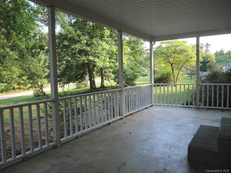 Property image 4 at 113 Thornwood Lane, Stanley, NC 28164