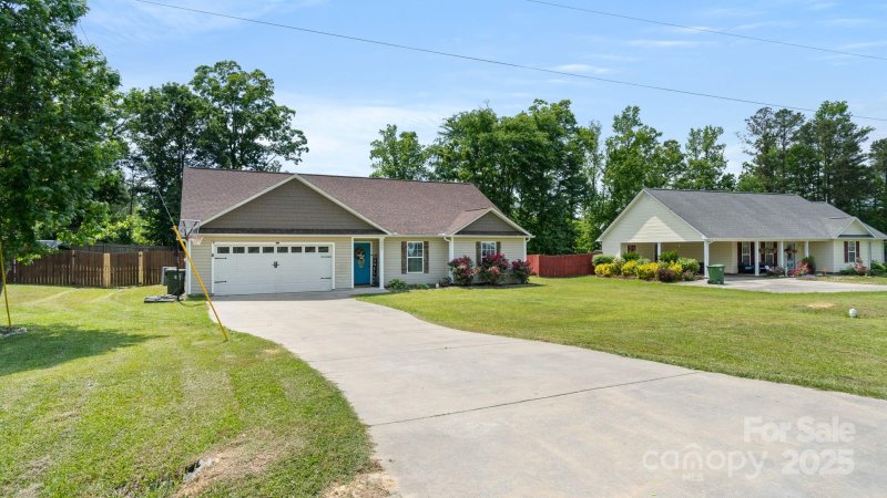 Property image 3 at 5057 Sedgefield Drive, Lancaster, SC 29720