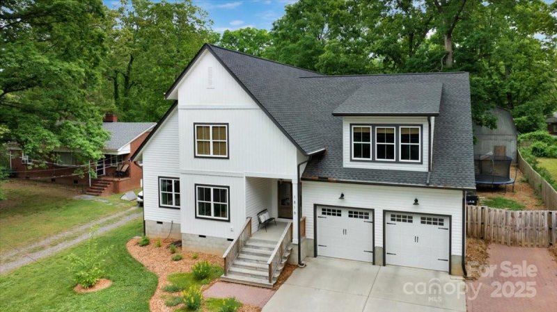 Property image 2 at 1816 Lisbon Lane, Charlotte, NC 28269