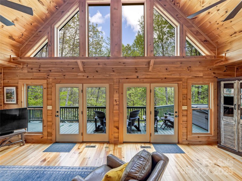 Property image 3 of 130 Greenfield Circle in Eagle Lake, Brevard, NC 28712