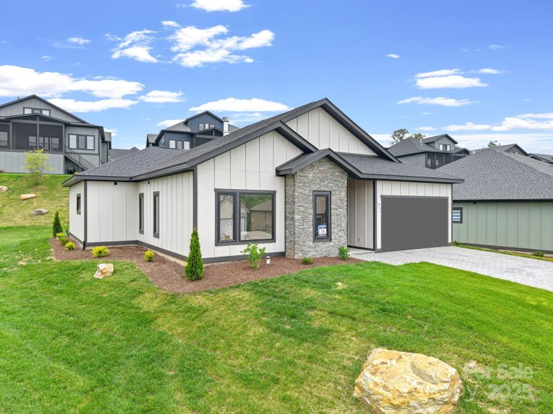 Property image 3 at 325 Avery Trail Drive, Arden, NC 28704