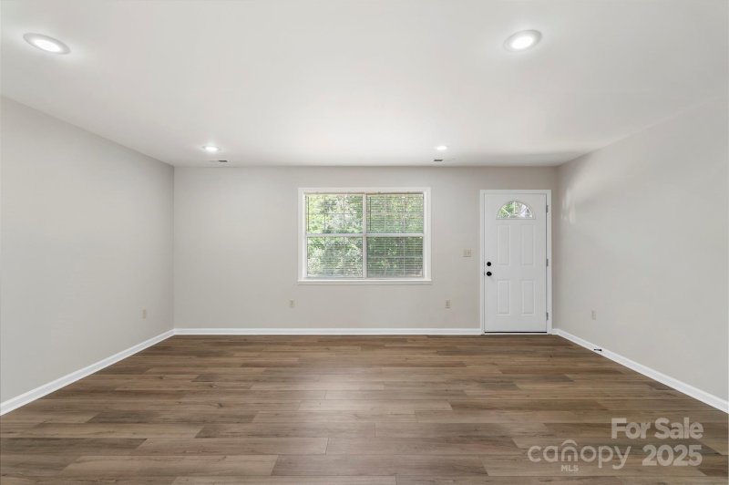 Property image 5 at 7525 Cedarbrook Drive, Charlotte, NC 28215