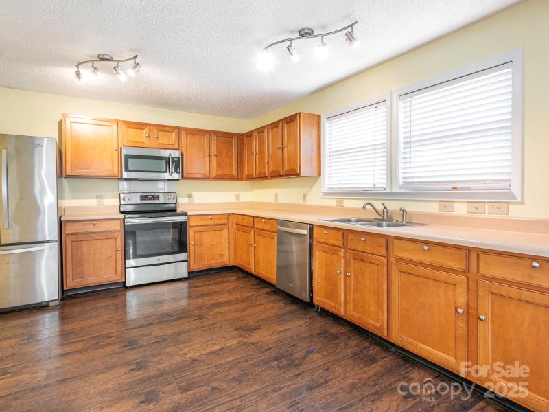 Property image 4 at 2017 Beckwith Lane, Waxhaw, NC 28173