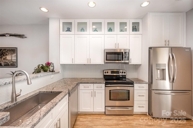 Property image 3 at 15318 Coventry Court Lane, Charlotte, NC 28277