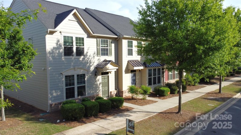 Property image 4 at 3027 Potomac River Parkway, Charlotte, NC 28217