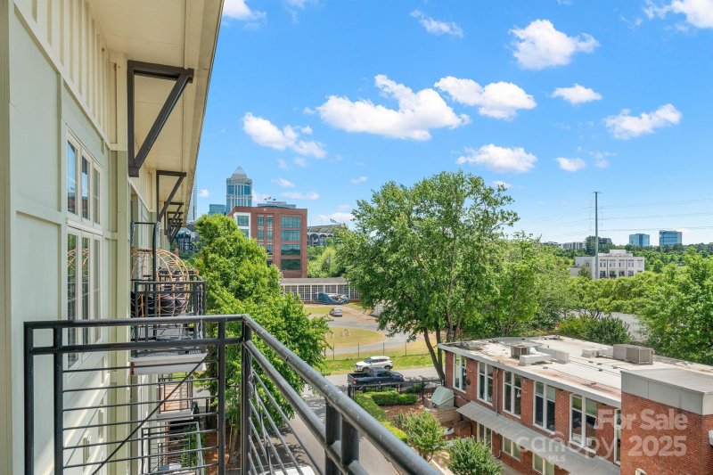 Property image 2 at 1101 W 1st Street, Charlotte, NC 28202