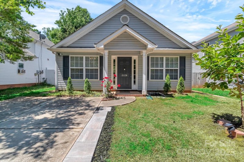 Property image 3 of 2126 Downing Street in Windsor Forest, Charlotte, NC 28205
