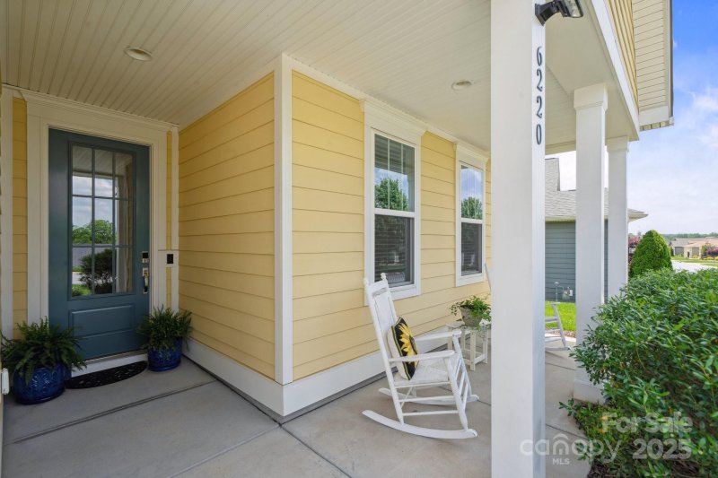 Property image 5 at 6220 Raven Rock Drive, Denver, NC 28037