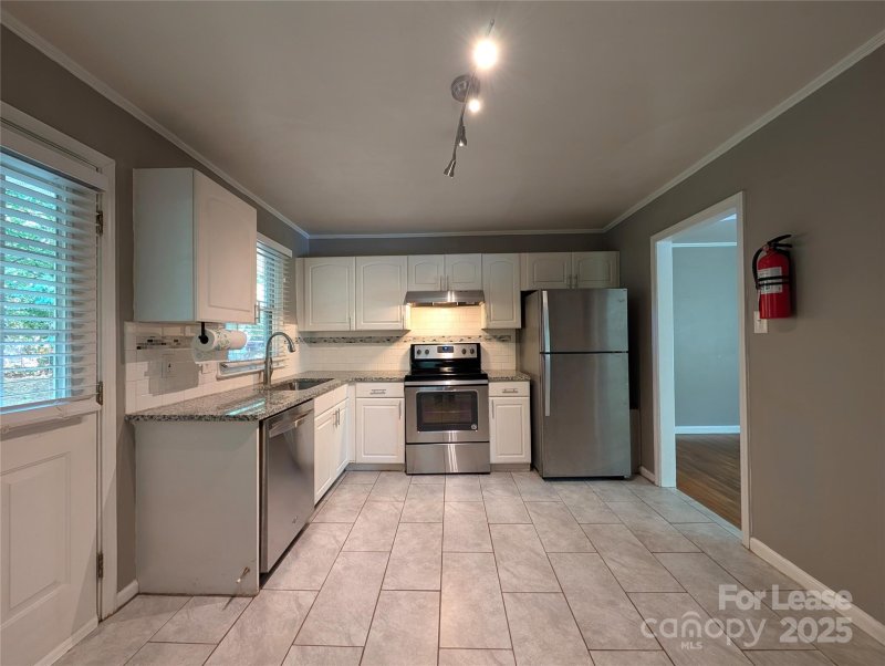 Property image 4 at 2105 Jennie Linn Drive, Charlotte, NC 28215