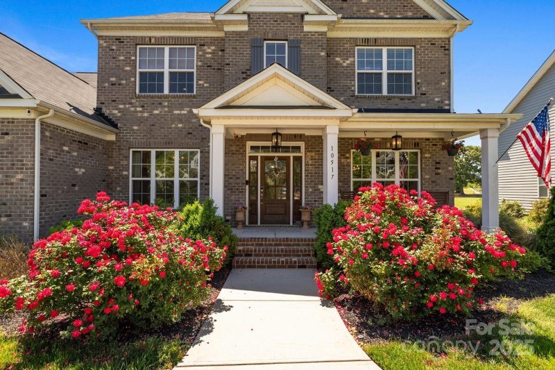 Property image 3 of 10517 Sable Cap Road in Summerwood, Mint Hill, NC 28227