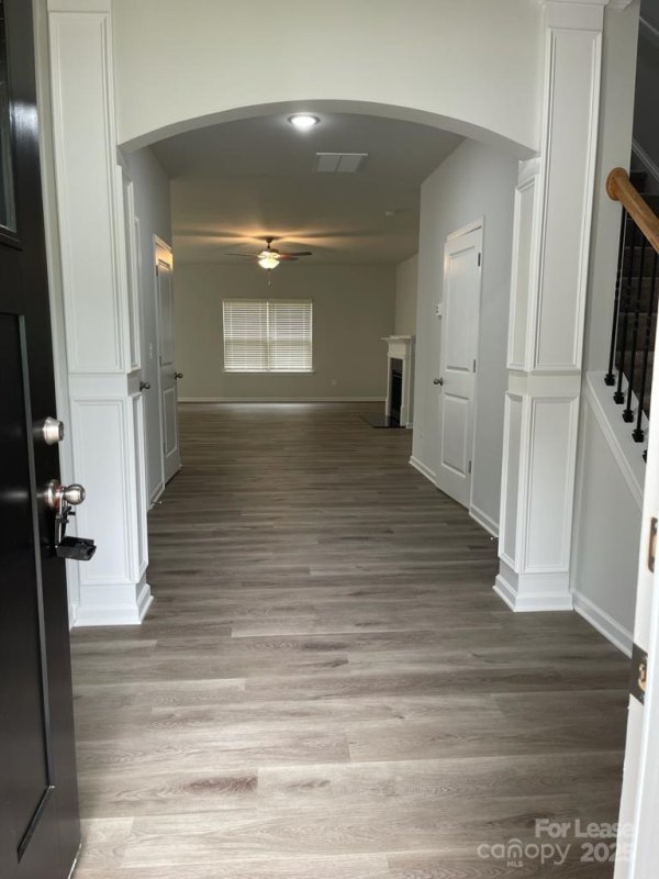 Property image 3 at 4513 Cecilia Lane, Charlotte, NC 28273