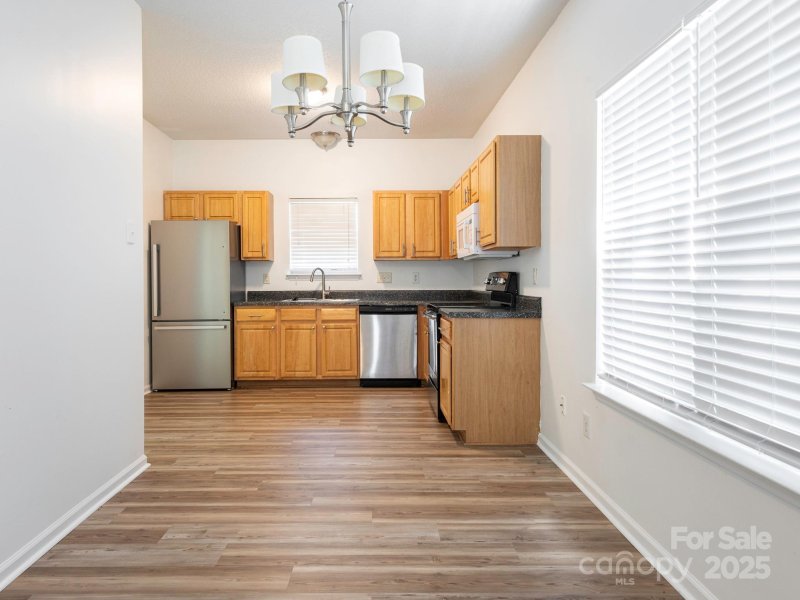 Property image 3 of 6212 Derryfield Drive in The Hamptons, Charlotte, NC 28213