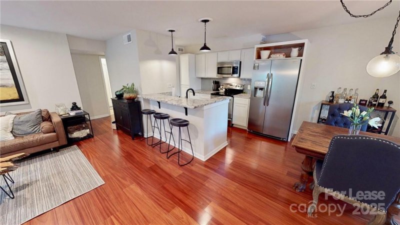 Property image 3 at 415 W 8th Street, Charlotte, NC 28202