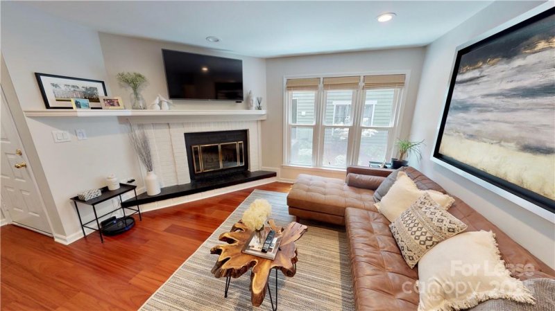 Property image 5 at 415 W 8th Street, Charlotte, NC 28202