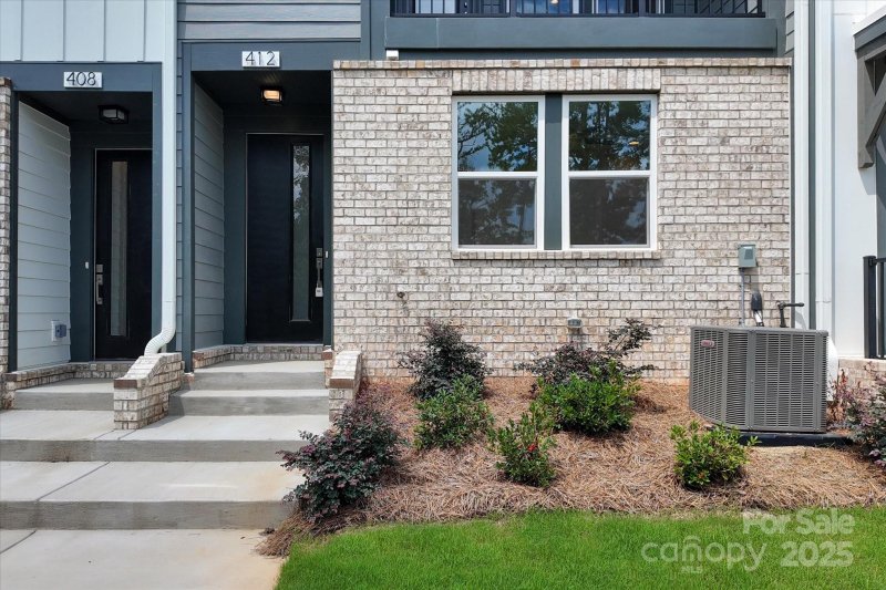 Property image 4 of 412 Nathaniel Way in Brixton, Charlotte, NC 28213