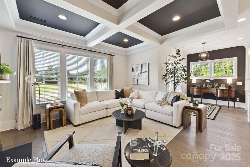 Property image 4 of 5052 Elm View Drive in Endhaven Terraces, Charlotte, NC 28277