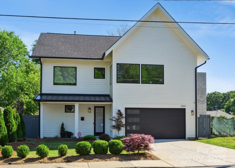 Property image 2 at 1009 Belmont Avenue, Charlotte, NC 28205