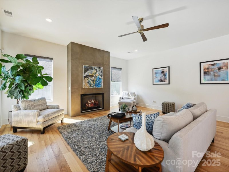 Property image 4 at 1009 Belmont Avenue, Charlotte, NC 28205