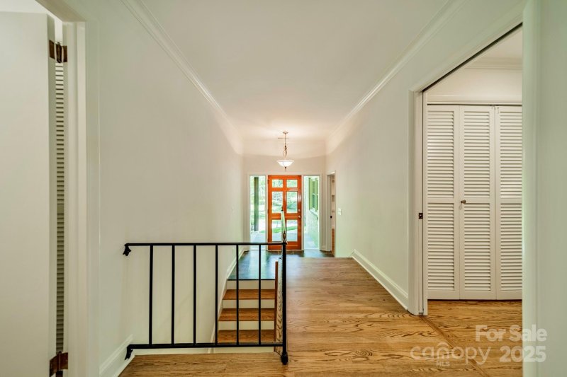 Property image 5 at 5719 Doncaster Drive, Charlotte, NC 28211