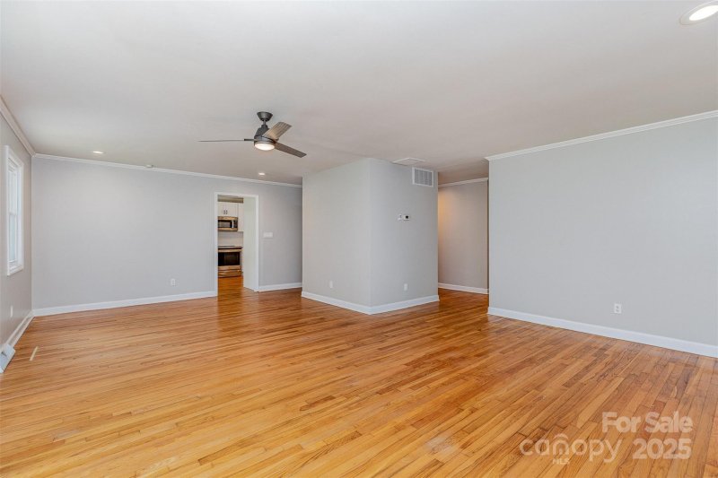 Property image 4 at 6007 Charing Place, Charlotte, NC 28211