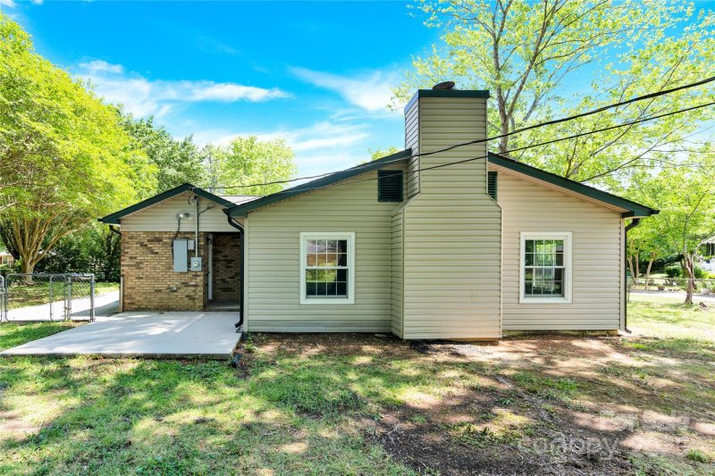 Property image 5 at 8303 Hemby Wood Drive, Indian Trail, NC 28079