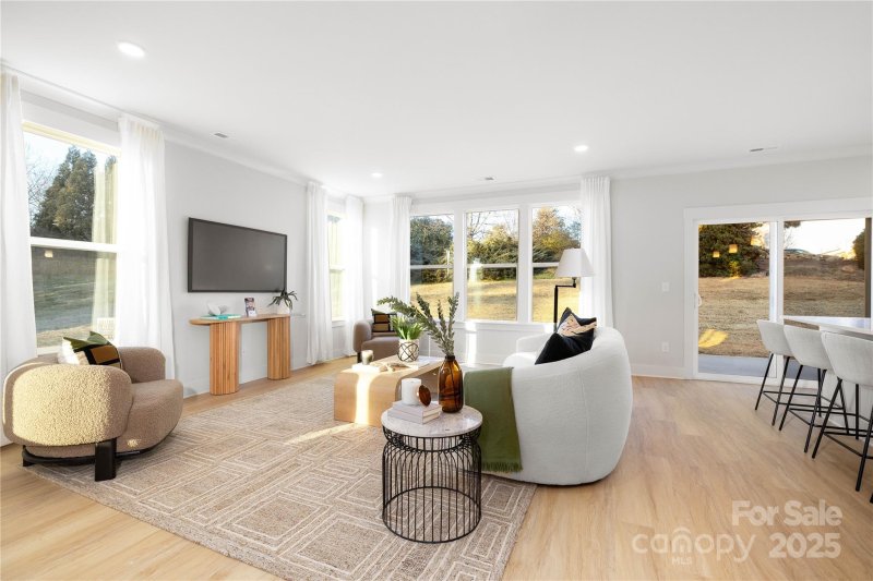 Property image 4 at 3888 12th Street, Hickory, NC 28601