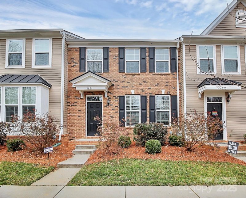 Property image 2 at 6826 Colonial Garden Drive, Huntersville, NC 28078