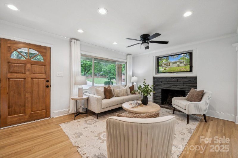 Property image 3 at 4021 Paisley Place, Charlotte, NC 28208