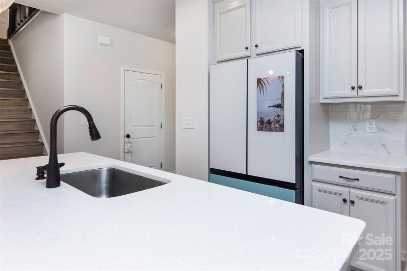 Property image 4 of 3252 Cheyney Park Drive in Cheyney, Charlotte, NC 28269