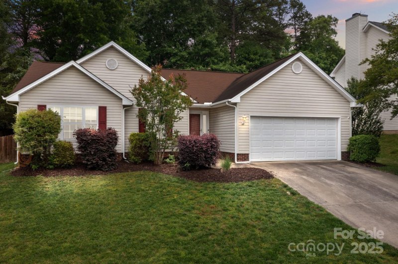 508 Long Creek Parkway