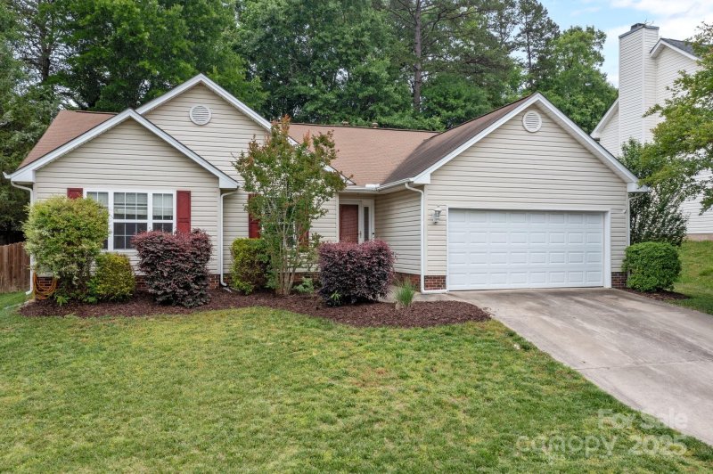 Property image 2 at 508 Long Creek Parkway, Charlotte, NC 28214