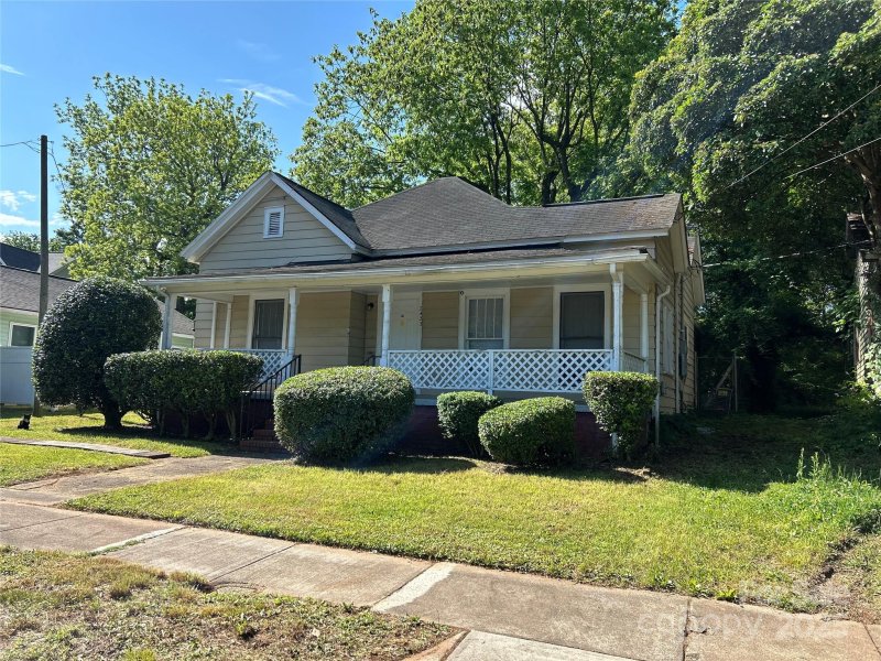 Property image 2 at 2433 Booker Avenue, Charlotte, NC 28216