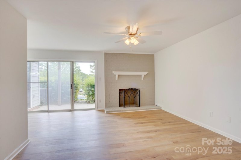 Property image 2 at 2916 Iron Gate Lane, Charlotte, NC 28212