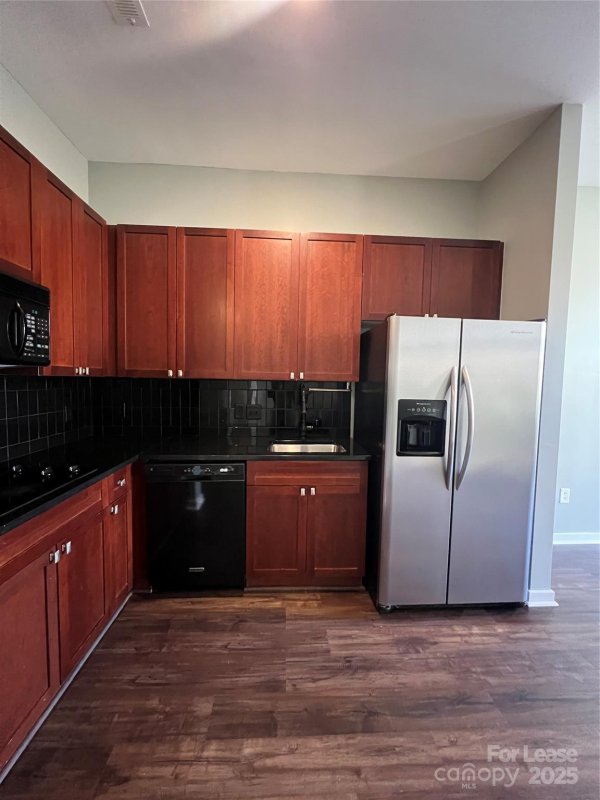 Property image 4 at 2125 South End Drive, Charlotte, NC 28203