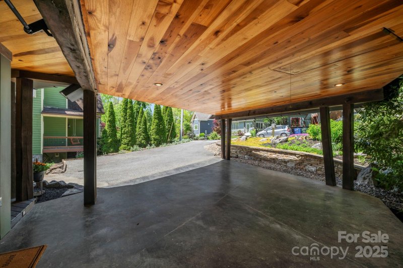 Property image 2 at 68 Westover Drive, Asheville, NC 28801