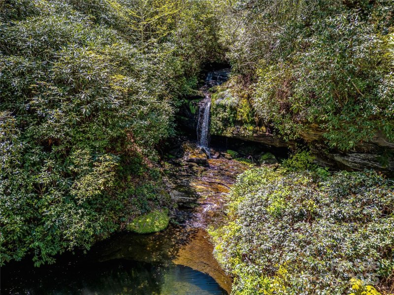 Property image 5 at 199 Mills Creek Point, Lake Toxaway, NC 28747