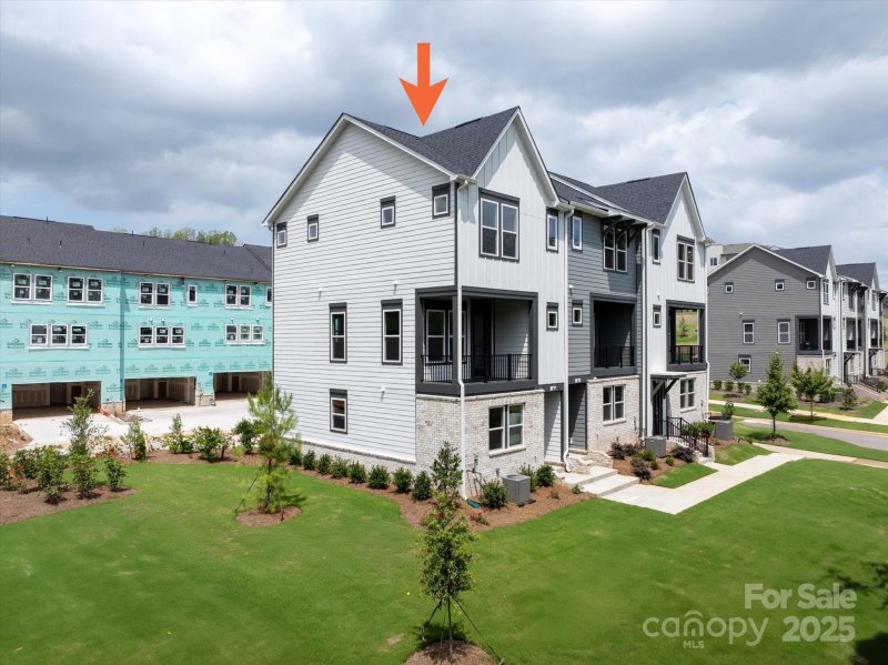 Property image 2 of 408 Nathaniel Way in Brixton, Charlotte, NC 28213