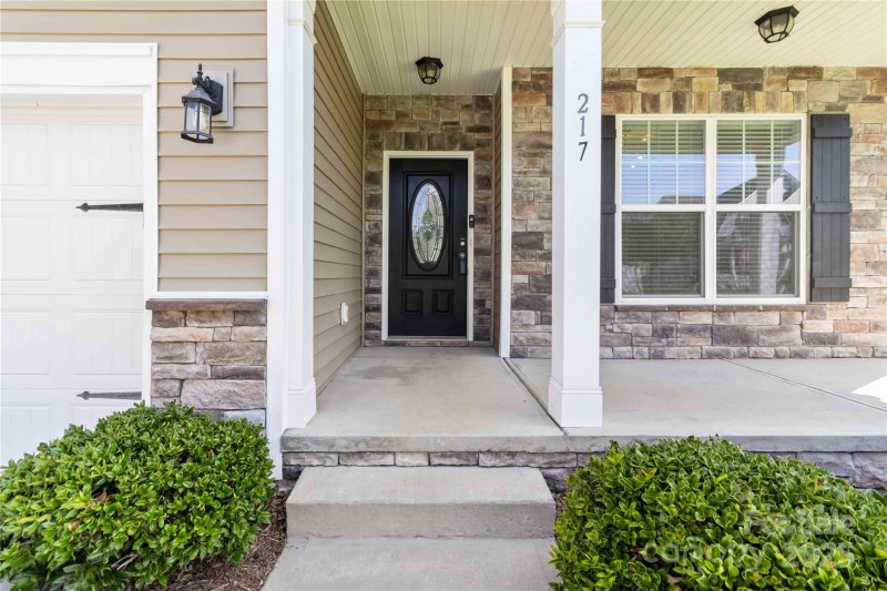 Property image 2 of 217 Hydrangea Drive in Somerset At Autumn Cove, Clover, SC 29710