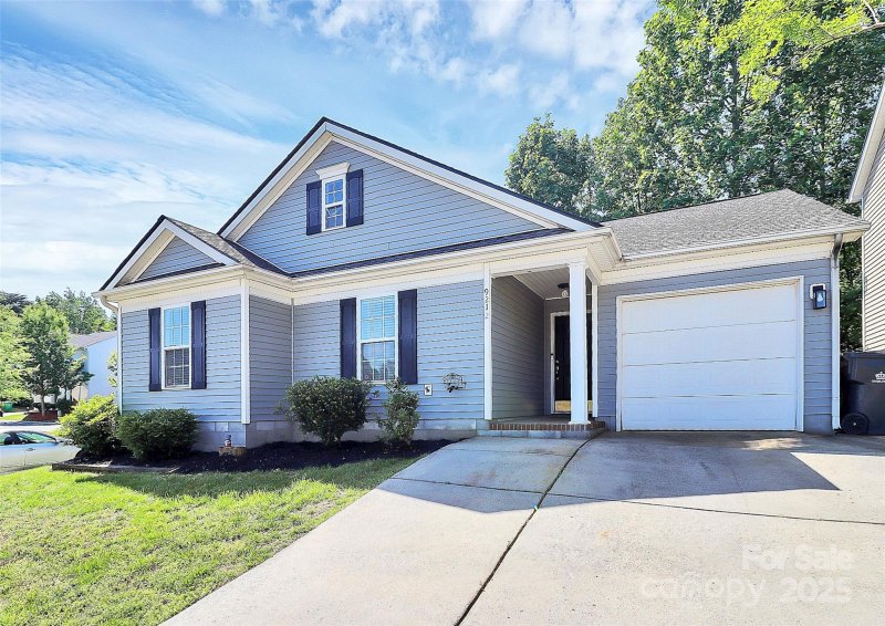 Property image 2 at 9212 Scotts Elm Court, Charlotte, NC 28215