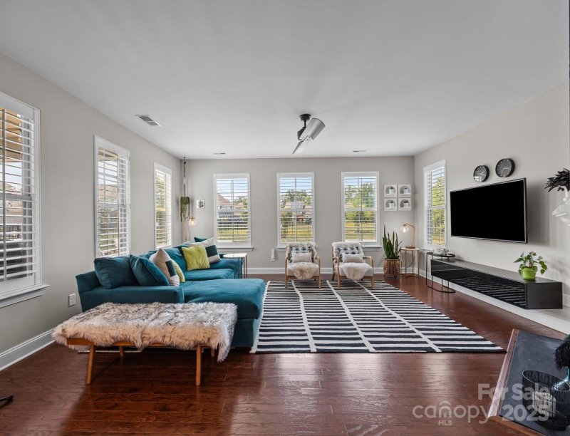 Property image 5 at 17513 Julees Walk Lane, Davidson, NC 28036