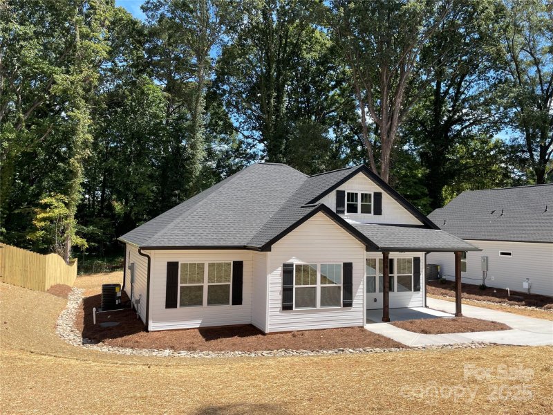 Property image 3 at 408 N Peterson Street, Stanley, NC 28164