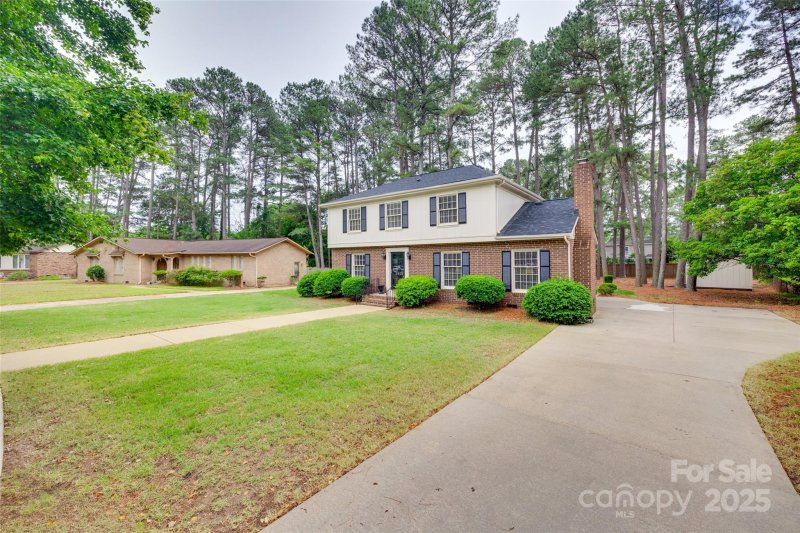 Property image 2 at 8525 Castlekeep Road, Charlotte, NC 28226