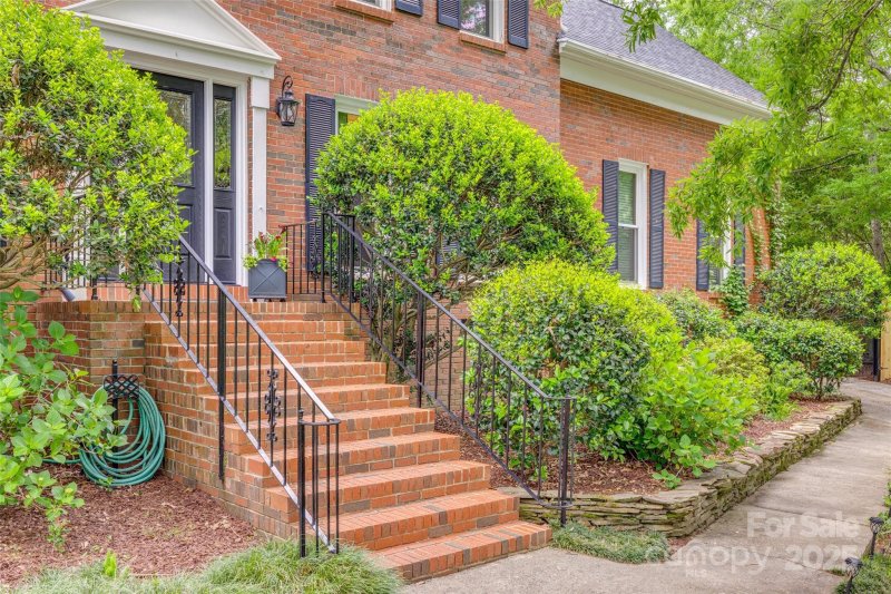 Property image 3 at 1023 Evian Lane, Matthews, NC 28105